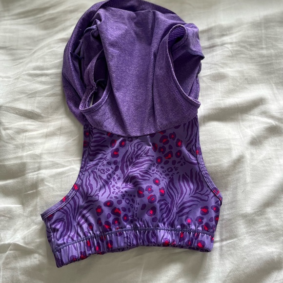 Girls purple athletic top with sports bra attached - Picture 5 of 5